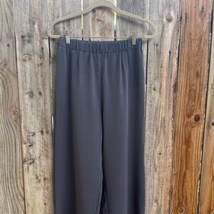 Dazy Baggy pants from Shein - Size XL 

fits more like a M - never worn.